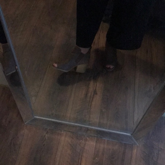 Block Peep Toes - Picture 4 of 4